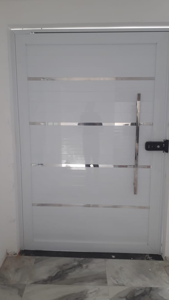 Porta de entrada linha 30
